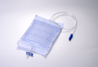  Močový sáček se zpětným ventilem, 2l, hadička 90 cm, sterilní výpustný kohout (10ks/bal)
